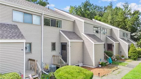 51 Brook St #6B, Naugatuck, CT 06770