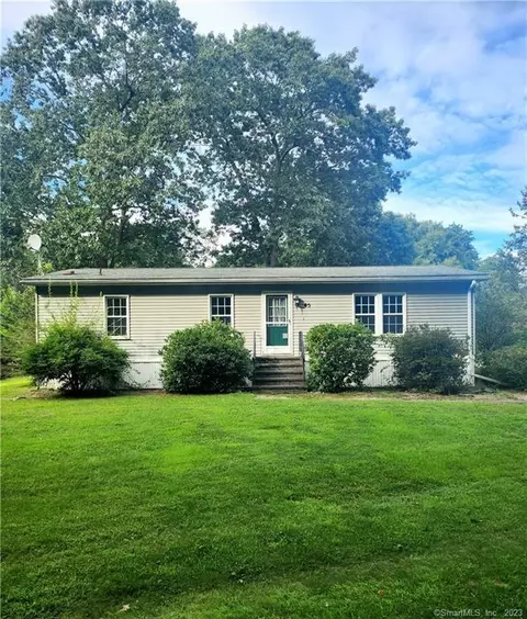 45 Colchester Cmns, Colchester, CT 06415
