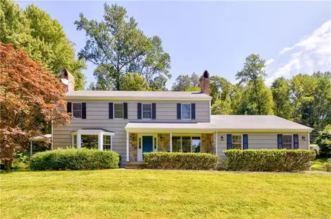 157 Weed St, New Canaan, CT 06840