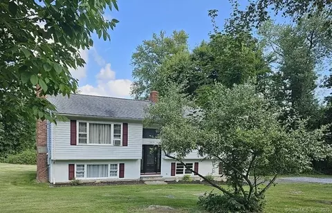 42 Fox Dr, Oxford, CT 06478