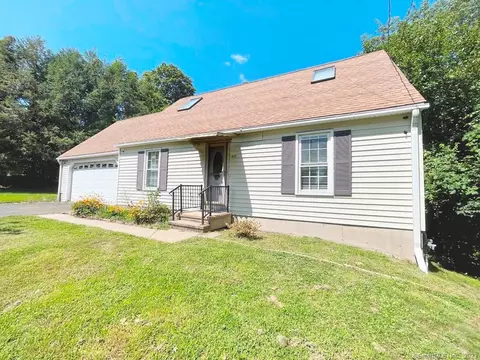 60 Chimney Hill Rd, Wallingford, CT 06492