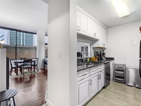 127 Greyrock Pl #PL2, Stamford, CT 06901