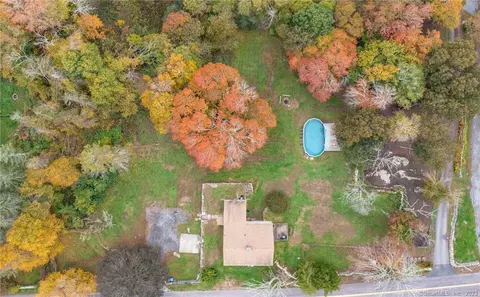 204 Gallup Hill Rd, Ledyard, CT 06339