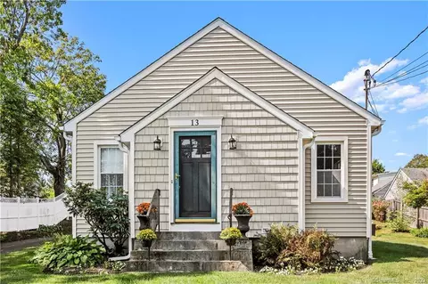13 Island Hill Ave, Ridgefield, CT 06877