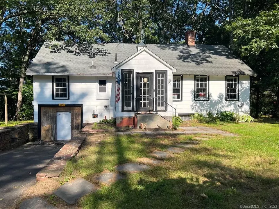 15 Lakeview Blvd, Avon, CT 06001 11 Photos Movoto