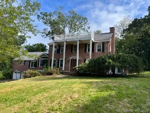 320 Center Rd, Easton, CT 06612