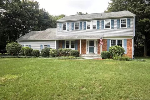 28 Thistle Rd, Norwalk, CT 06851