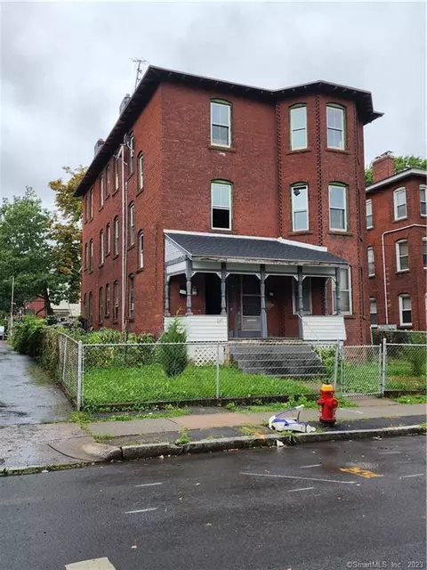 103 Babcock St, Hartford, CT 06106