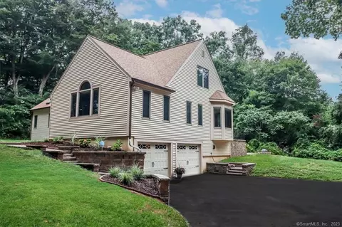 1081 S Meriden Rd, Cheshire, CT 06410