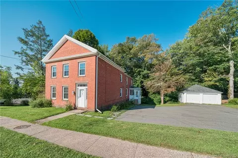 367 Main St, Cromwell, CT 06416