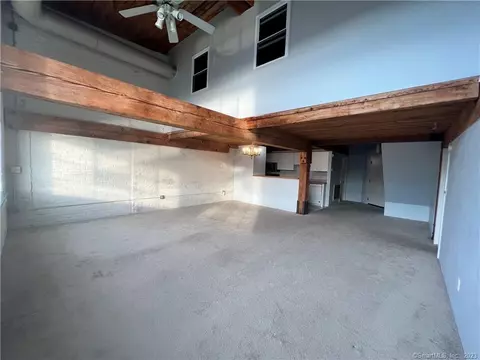 68 Thermos Ave #301D, Norwich, CT 06360