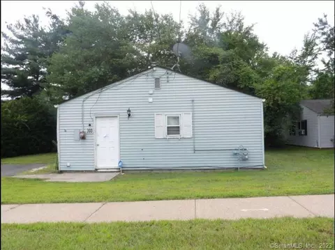 303 Elm St, Windsor Locks, CT 06096