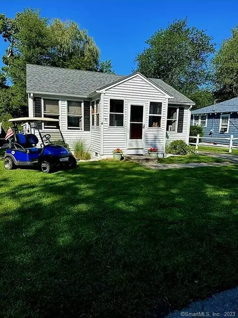 5 Corsino Ave, Old Lyme, CT 06371