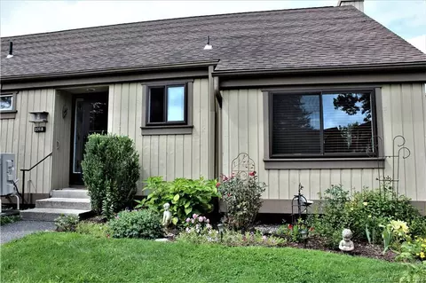 206 Heritage Vlg #B, Southbury, CT 06488