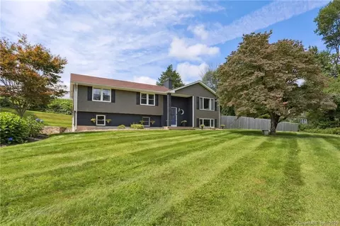 220 Brewster St, Coventry, CT 06238