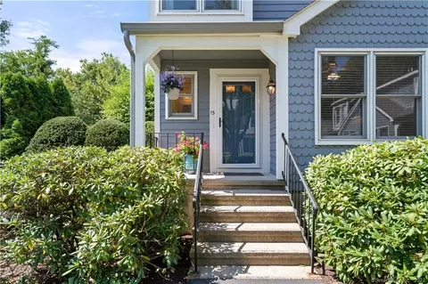 13 Fawn Ridge Ln #13, Wilton, CT 06897