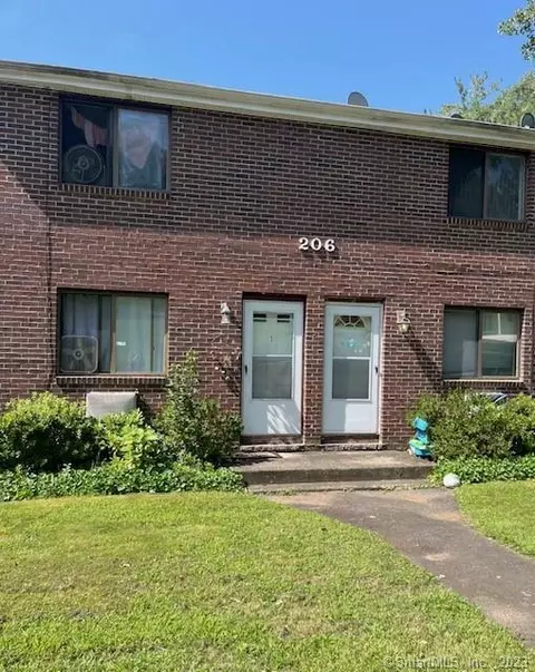 206 Blakeslee St #8, Bristol, CT 06010