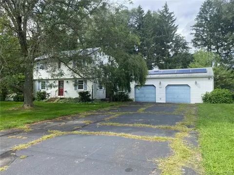 51 Linwood Dr, Manchester, CT 06040