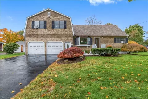 80 Mansfield Rd, Milford, CT 06461