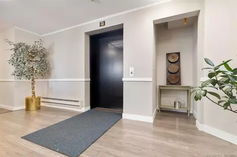 115 Harbour Close Close #115, New Haven, CT 06519