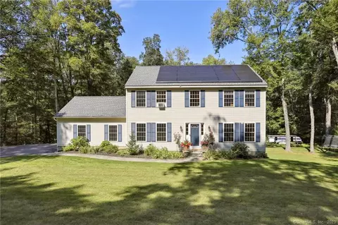 5 Northern View Dr, New Milford, CT 06776