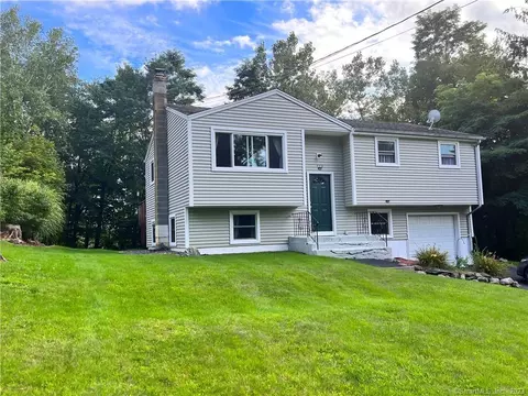 270 Holabird Ave, Winchester, CT 06098