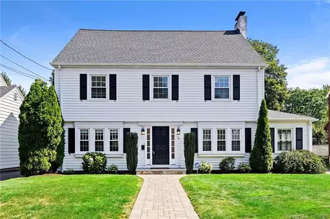 34 Montclair Dr, West Hartford, CT 06107