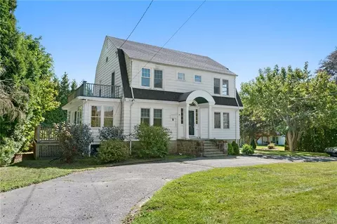 98 Gardner Ave, New London, CT 06320