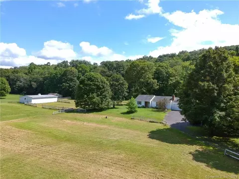 280 Minortown Rd, Woodbury, CT 06798