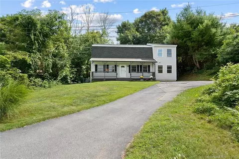 3 Ladley Rd, Waterford, CT 06375