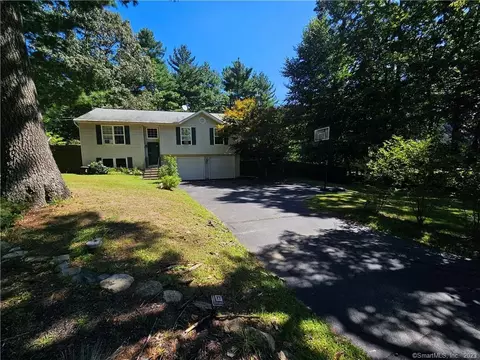788 Cook Hill Rd, Killingly, CT 06239