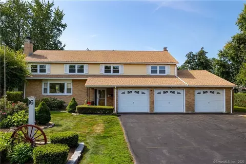 16 Cross Hill Rd, Wethersfield, CT 06109