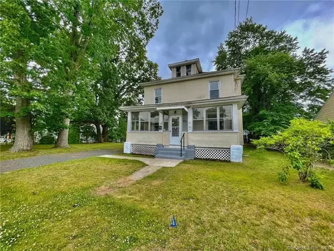 14 Carl St, Enfield, CT 06082
