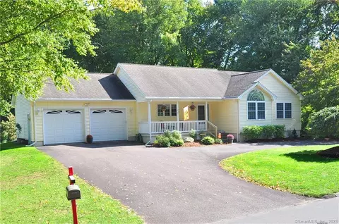 221 Marshall Phelps Rd, Windsor, CT 06095