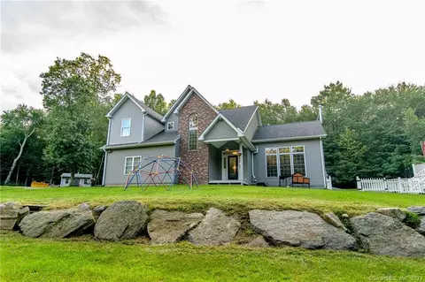 304 Ledge Rd, Killingly, CT 06241