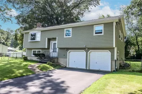 26 Southview Ave, Danbury, CT 06811