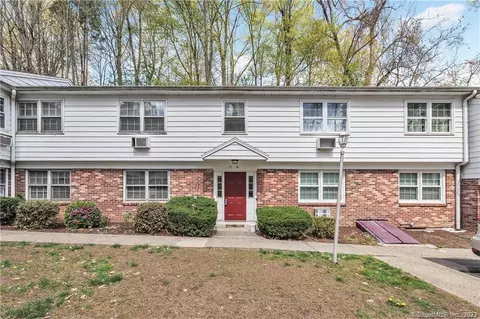 646 Howe Ave #16, Shelton, CT 06484