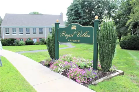 187 Hampton Ct #187, Newington, CT 06111