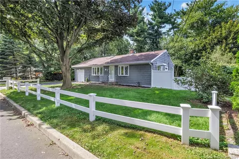 61 Wilson St, Milford, CT 06461