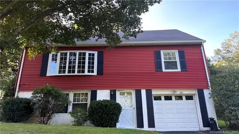 283 Grannis St, East Haven, CT 06512