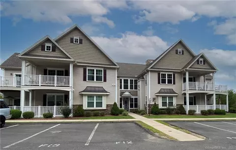 95 S Ridge Ln #F203, Berlin, CT 06037