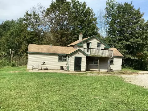 157 Newfield Rd, Winchester, CT 06098