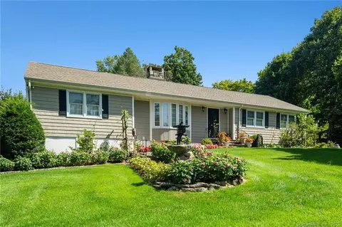 916 South Ave, New Canaan, CT 06840