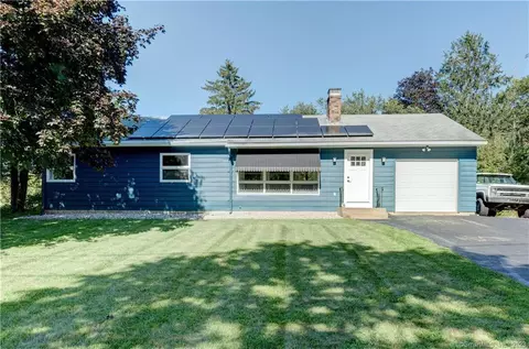 40 Mansfield Hollow Rd Ext, Mansfield, CT 06250