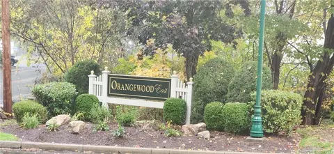 259 Shagbark Dr #259, Derby, CT 06418