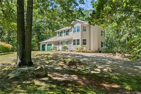 20 Bush Hill Dr, East Lyme, CT 06357