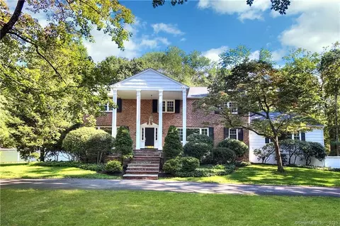 6 Bushy Ridge Rd, Westport, CT 06880