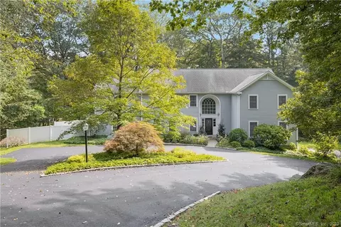 109 Hickory Hill Rd, Wilton, CT 06897