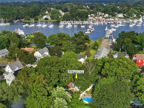 29 Rogers Ave, Milford, CT 06460