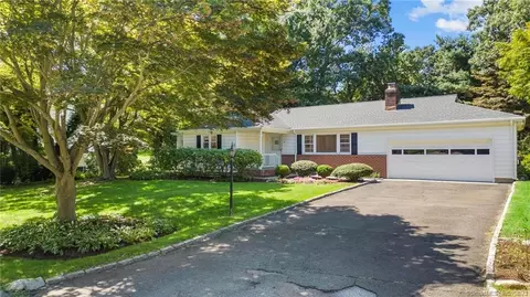 35 Deacon Hill Rd, Stamford, CT 06905
